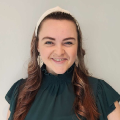 Evette Janse v Rensburg